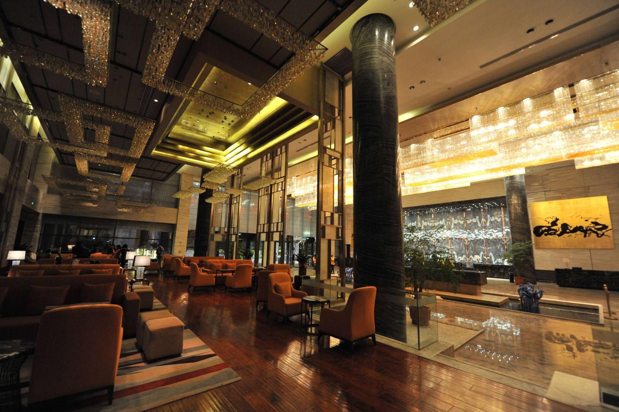 Wyndam Xuzhou East Hotel Bagian luar foto